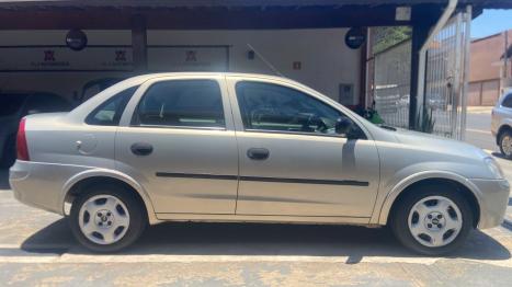 CHEVROLET Corsa Sedan 1.0 4P VHC, Foto 4