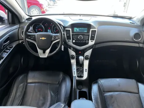 CHEVROLET Cruze Hatch 1.8 16V 4P LT SPORT6 FLEX AUTOMTICO, Foto 9