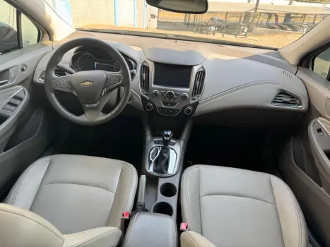 CHEVROLET Cruze Hatch 1.4 16V 4P LTZ SPORT6 TURBO FLEX AUTOM�TICO, Foto 9