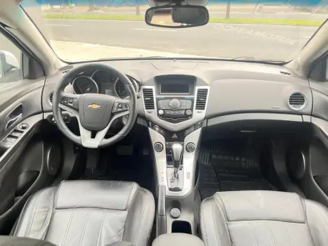 CHEVROLET Cruze Hatch 1.8 16V 4P LT SPORT6 FLEX AUTOMTICO, Foto 9
