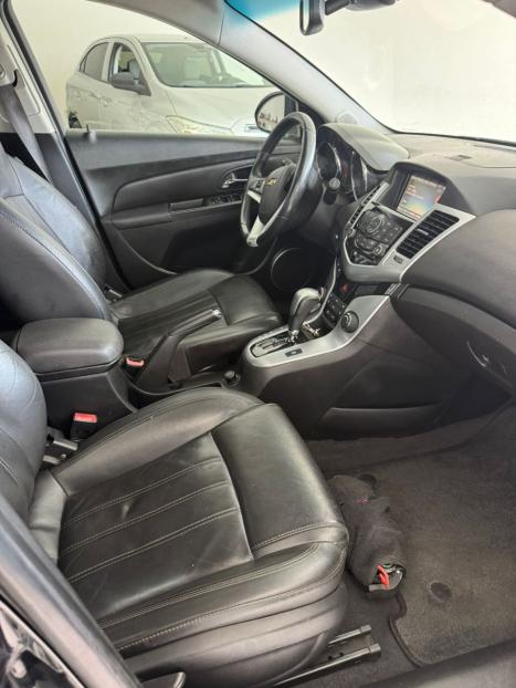 CHEVROLET Cruze Hatch 1.8 16V 4P LT SPORT6 FLEX AUTOM�TICO, Foto 8