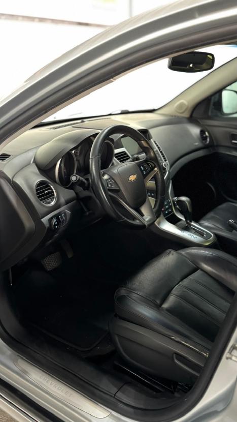 CHEVROLET Cruze Hatch 1.8 16V 4P LT SPORT6 FLEX AUTOM�TICO, Foto 7