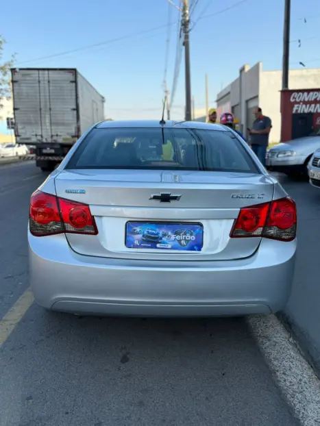 CHEVROLET Cruze Sedan 1.8 16V 4P LT ECOTEC FLEX AUTOMÁTICO, Foto 8 CHEVROLET Cruze Sedan 1.8 16V 4P LT ECOTEC FLEX AUTOMÁTICO, Foto 8