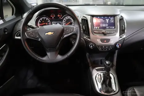 CHEVROLET Cruze Sedan 1.4 16V 4P FLEX MIDNIGHT TURBO AUTOMÁTICO, Foto 5 CHEVROLET Cruze Sedan 1.4 16V 4P FLEX MIDNIGHT TURBO AUTOMÁTICO, Foto 5