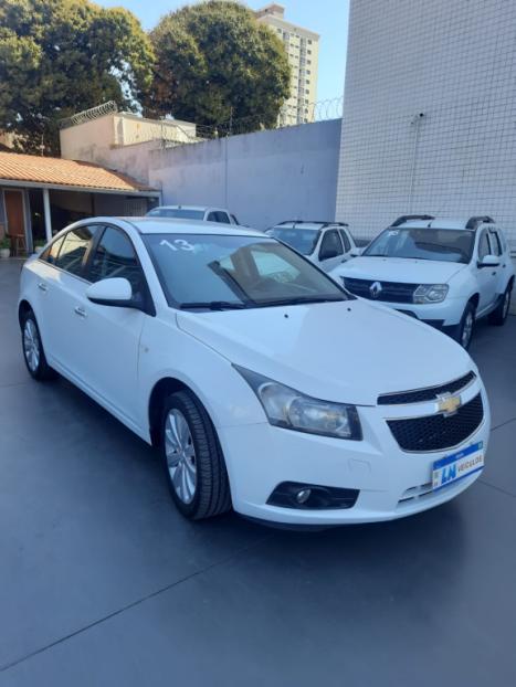 CHEVROLET Cruze Sedan 1.8 16V 4P LTZ ECOTEC FLEX AUTOMÁTICO, Foto 2 CHEVROLET Cruze Sedan 1.8 16V 4P LTZ ECOTEC FLEX AUTOMÁTICO, Foto 2