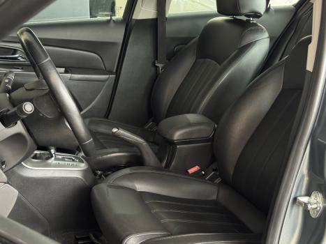 CHEVROLET Cruze Sedan 1.8 16V 4P LT ECOTEC FLEX AUTOMÁTICO, Foto 8 CHEVROLET Cruze Sedan 1.8 16V 4P LT ECOTEC FLEX AUTOMÁTICO, Foto 8