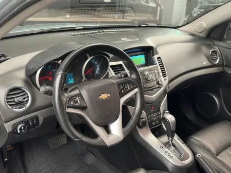CHEVROLET Cruze Sedan 1.8 16V 4P LT ECOTEC FLEX AUTOM�TICO, Foto 8
