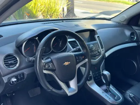 CHEVROLET Cruze Sedan 1.8 16V 4P LT ECOTEC FLEX AUTOM�TICO, Foto 8