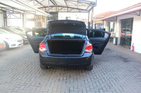 CHEVROLET Cruze Sedan 1.8 16V 4P LTZ ECOTEC FLEX AUTOM�TICO, Foto 10