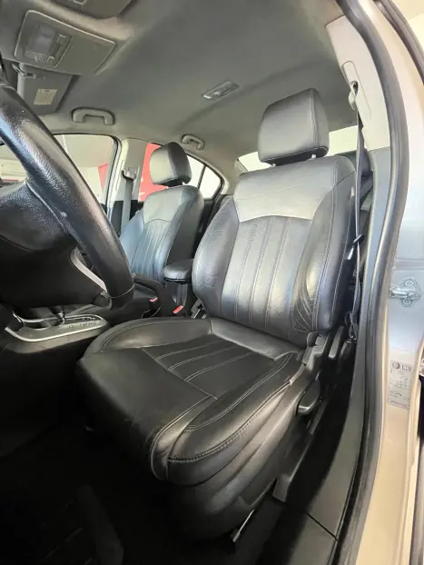 CHEVROLET Cruze Sedan 1.8 16V 4P LT ECOTEC FLEX AUTOM�TICO, Foto 17