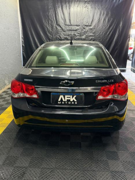 CHEVROLET Cruze Sedan 1.8 16V 4P LTZ ECOTEC FLEX AUTOM�TICO, Foto 3