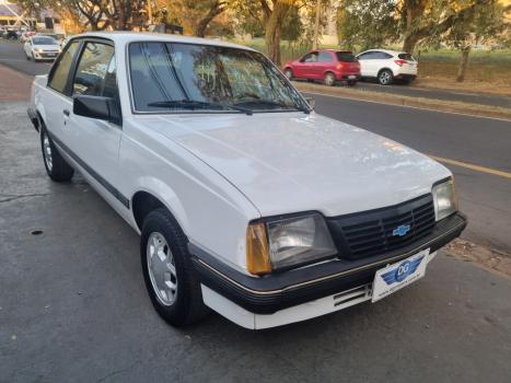 CHEVROLET Monza Sedan 1.8 SL/E, Foto 2