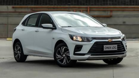 CHEVROLET Onix Hatch 1.0 12V 4P ETANOL ECO TURBO AUTOM�TICO, Foto 2