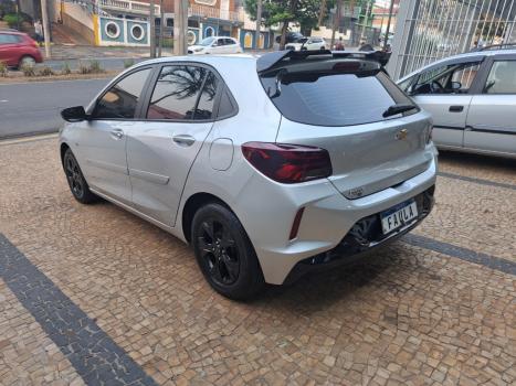 CHEVROLET Onix Hatch 1.0 4P FLEX LT, Foto 4