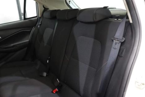 CHEVROLET Onix Hatch 1.0 4P FLEX LT, Foto 8 CHEVROLET Onix Hatch 1.0 4P FLEX LT, Foto 8