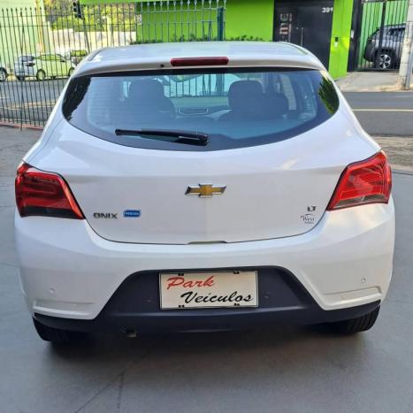 CHEVROLET Onix Hatch 1.0 4P FLEX LT, Foto 5