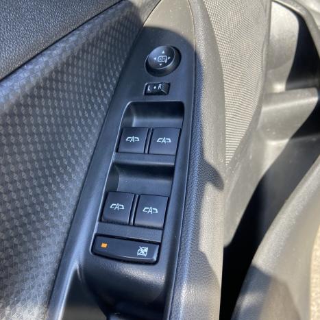 CHEVROLET Onix Hatch 1.0 12V 4P FLEX LT TURBO, Foto 8 CHEVROLET Onix Hatch 1.0 12V 4P FLEX LT TURBO, Foto 8