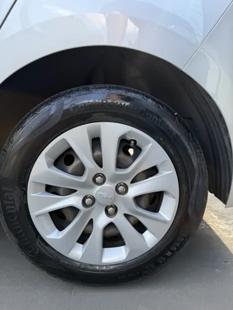 CHEVROLET Onix Hatch 1.0 4P FLEX LT PLUS, Foto 6 CHEVROLET Onix Hatch 1.0 4P FLEX LT PLUS, Foto 6