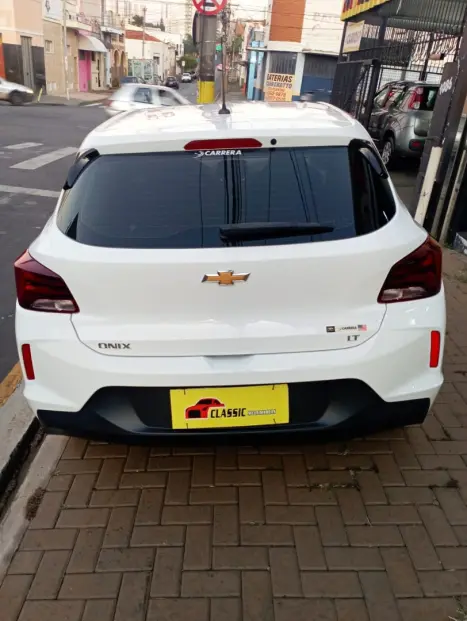CHEVROLET Onix Hatch 1.0 4P FLEX LT PLUS, Foto 4 CHEVROLET Onix Hatch 1.0 4P FLEX LT PLUS, Foto 4