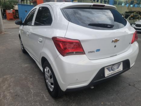 CHEVROLET Onix Hatch 1.0 4P FLEX LT, Foto 5 CHEVROLET Onix Hatch 1.0 4P FLEX LT, Foto 5