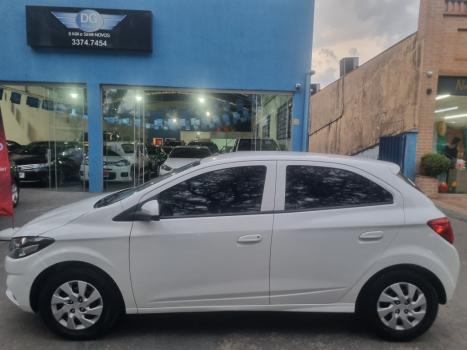 CHEVROLET Onix Hatch 1.0 4P FLEX LT, Foto 7 CHEVROLET Onix Hatch 1.0 4P FLEX LT, Foto 7