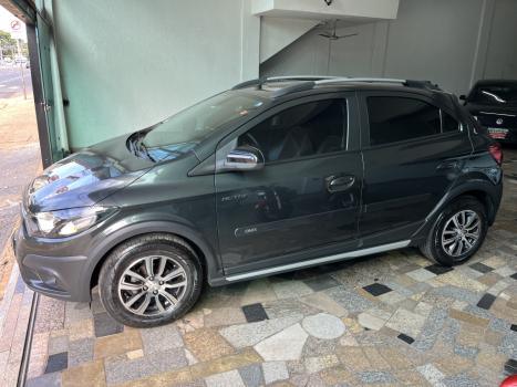 CHEVROLET Onix Hatch 1.4 4P FLEX ACTIV, Foto 4 CHEVROLET Onix Hatch 1.4 4P FLEX ACTIV, Foto 4