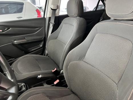 CHEVROLET Onix Hatch 1.4 4P FLEX LT, Foto 9