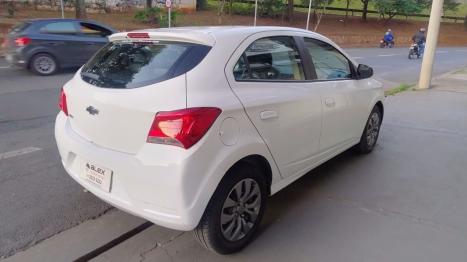 CHEVROLET Onix Hatch 1.0 4P FLEX JOY BLACK, Foto 5