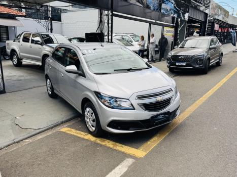 CHEVROLET Onix Hatch 1.4 4P FLEX LT, Foto 5