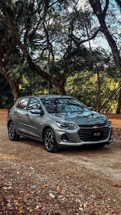 CHEVROLET Onix Hatch 1.0 12V 4P FLEX PREMIER TURBO AUTOMÁTICO, Foto 4 CHEVROLET Onix Hatch 1.0 12V 4P FLEX PREMIER TURBO AUTOMÁTICO, Foto 4