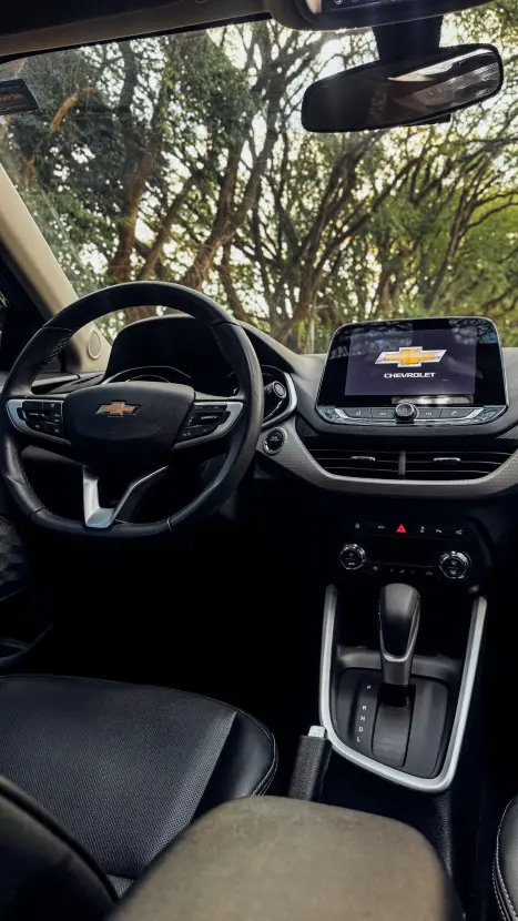 CHEVROLET Onix Hatch 1.0 12V 4P FLEX PREMIER TURBO AUTOMÁTICO, Foto 5 CHEVROLET Onix Hatch 1.0 12V 4P FLEX PREMIER TURBO AUTOMÁTICO, Foto 5