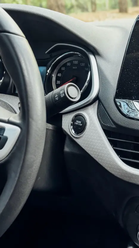 CHEVROLET Onix Hatch 1.0 12V 4P FLEX PREMIER TURBO AUTOMÁTICO, Foto 7 CHEVROLET Onix Hatch 1.0 12V 4P FLEX PREMIER TURBO AUTOMÁTICO, Foto 7