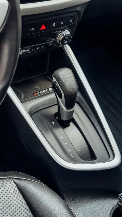 CHEVROLET Onix Hatch 1.0 12V 4P FLEX PREMIER TURBO AUTOMÁTICO, Foto 9 CHEVROLET Onix Hatch 1.0 12V 4P FLEX PREMIER TURBO AUTOMÁTICO, Foto 9