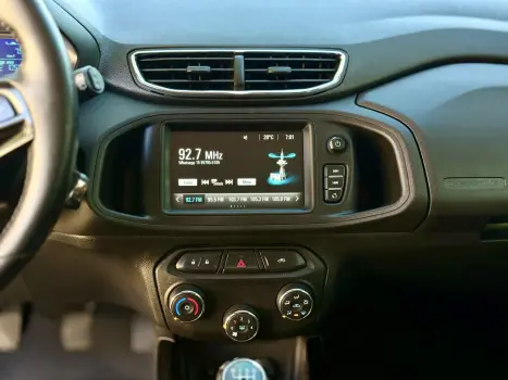 CHEVROLET Onix Hatch 1.4 4P FLEX LTZ, Foto 11 CHEVROLET Onix Hatch 1.4 4P FLEX LTZ, Foto 11