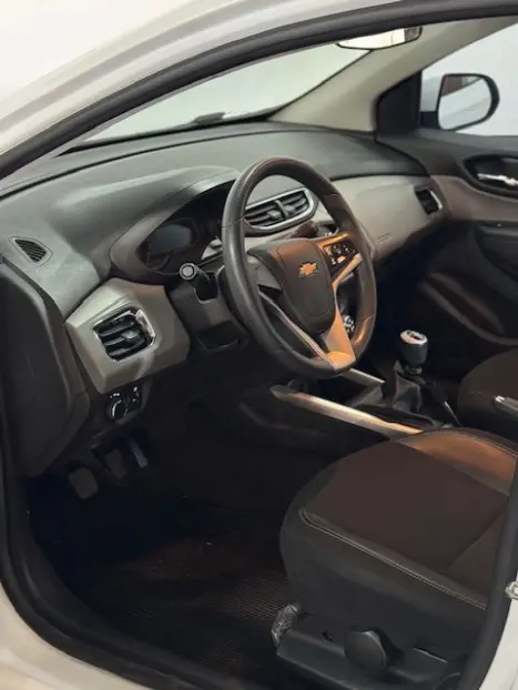 CHEVROLET Onix Hatch 1.4 4P FLEX LT, Foto 7