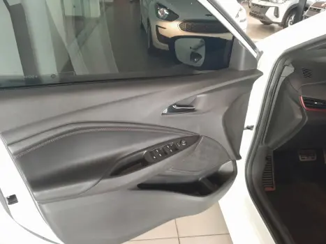 CHEVROLET Onix Hatch 1.0 12V 4P FLEX RS TURBO AUTOMTICO, Foto 7