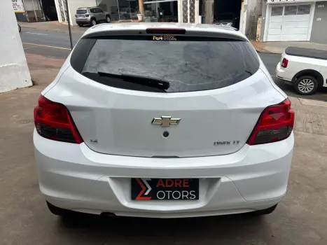 CHEVROLET Onix Hatch 1.4 4P FLEX LT, Foto 11