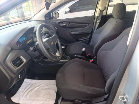 CHEVROLET Onix Hatch 1.4 4P FLEX LT, Foto 5