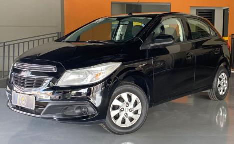 CHEVROLET Onix Hatch 1.0 4P FLEX LT, Foto 1