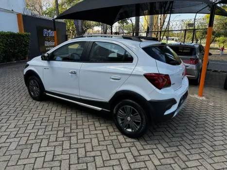 CHEVROLET Onix Hatch 1.4 4P FLEX ACTIV AUTOMTICO, Foto 3