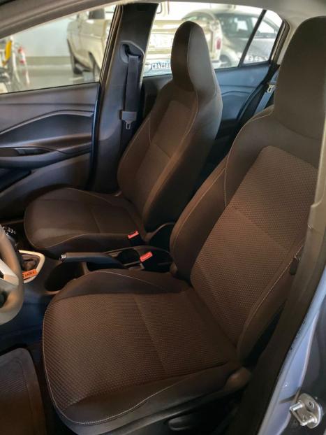 CHEVROLET Onix Hatch 1.0 4P FLEX LT, Foto 10 CHEVROLET Onix Hatch 1.0 4P FLEX LT, Foto 10
