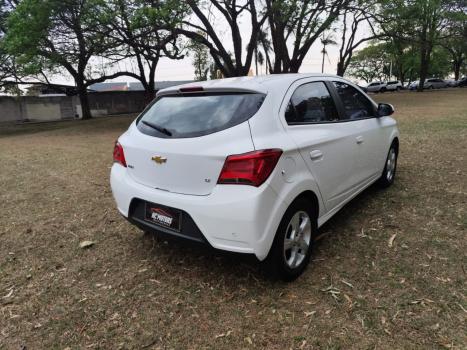 CHEVROLET Onix Hatch 1.4 4P FLEX LT AUTOMTICO, Foto 8