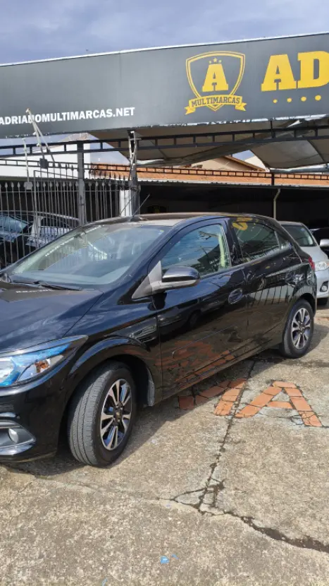 CHEVROLET Onix Hatch 1.4 4P FLEX LTZ, Foto 4 CHEVROLET Onix Hatch 1.4 4P FLEX LTZ, Foto 4