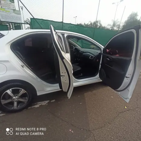 CHEVROLET Onix Hatch 1.4 4P FLEX LTZ AUTOMÁTICO, Foto 9 CHEVROLET Onix Hatch 1.4 4P FLEX LTZ AUTOMÁTICO, Foto 9