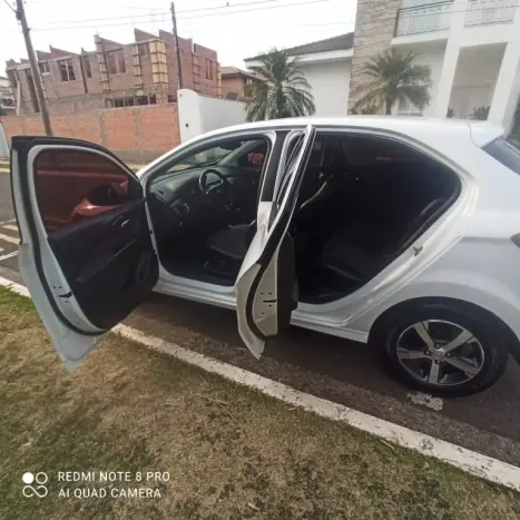 CHEVROLET Onix Hatch 1.4 4P FLEX LTZ AUTOMÁTICO, Foto 10 CHEVROLET Onix Hatch 1.4 4P FLEX LTZ AUTOMÁTICO, Foto 10