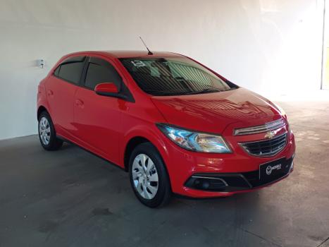 CHEVROLET Onix Hatch 1.4 4P FLEX LT, Foto 2