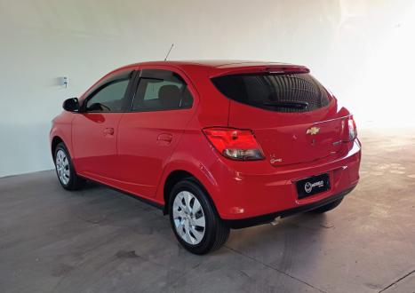 CHEVROLET Onix Hatch 1.4 4P FLEX LT, Foto 5