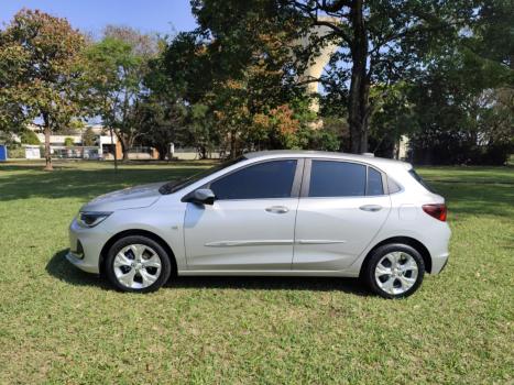 CHEVROLET Onix Hatch 1.0 12V 4P FLEX PREMIER 2 TURBO AUTOMTICO, Foto 9