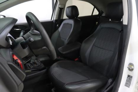 CHEVROLET Onix Hatch 1.4 4P FLEX EFFECT, Foto 7 CHEVROLET Onix Hatch 1.4 4P FLEX EFFECT, Foto 7