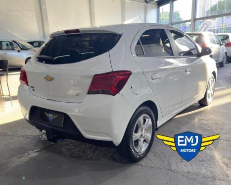 CHEVROLET Onix Hatch 1.0 4P FLEX LT, Foto 6 CHEVROLET Onix Hatch 1.0 4P FLEX LT, Foto 6